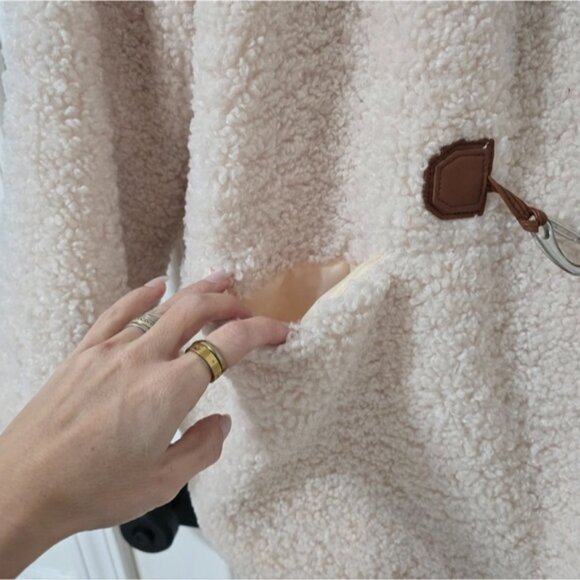 7 For All Mankind Toggle Front Sherpa Jacket In Cream Size M - Picture 4 of 6